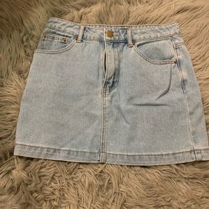 denim skirt